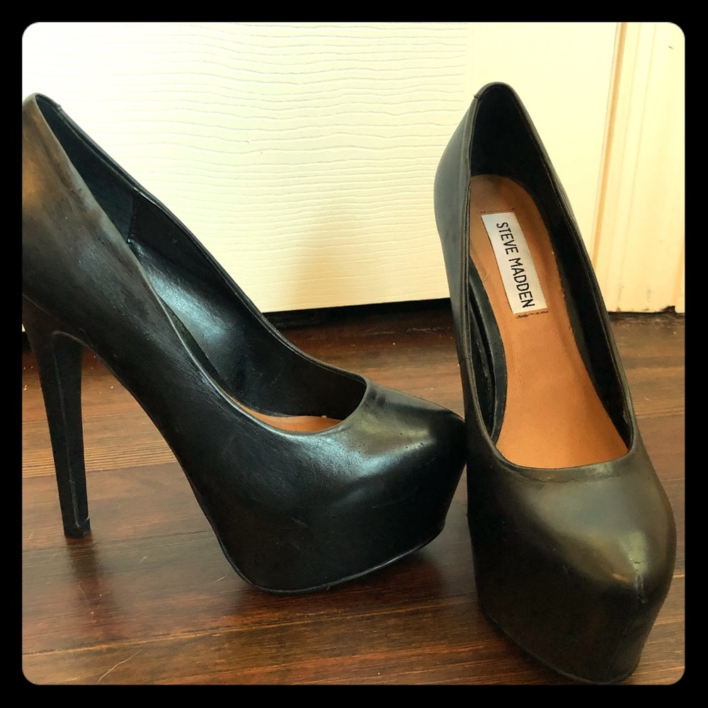Black leather platform heels never been worn
